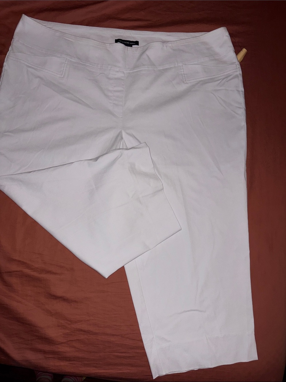 White womens size 24W Stretch capri Pants by Zac & Rachel